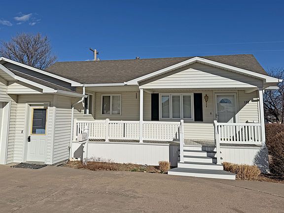 3rd image of 110 E 5th St