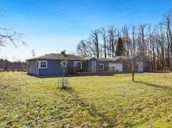 W5103 51st St, Mauston, WI 53948