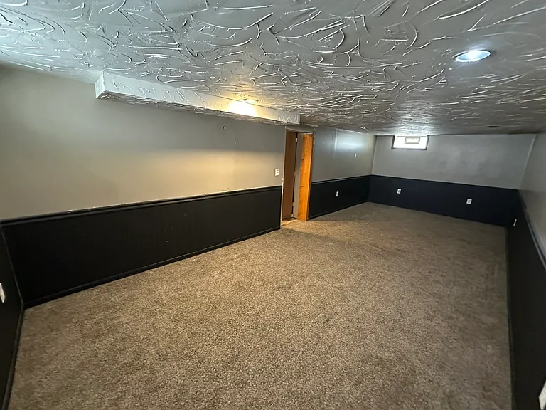 6711 Farnsworth Dr — Photo 52
