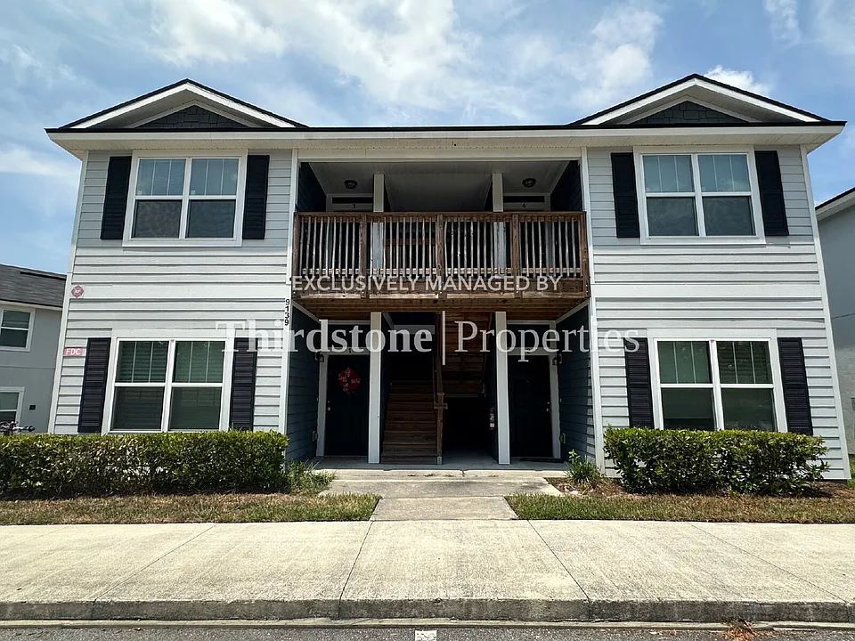 9139 Western Way #4