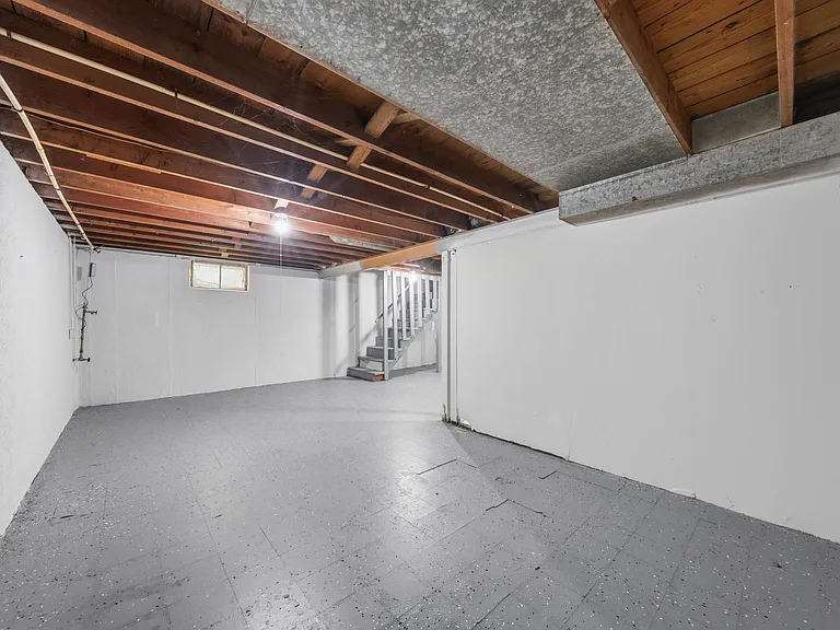 8515 Jenny Dr — Photo 31