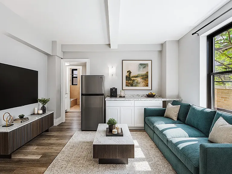 240 W 73rd St #715 — Photo 2