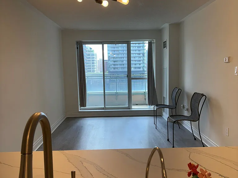 887 Bay St #1203 — Photo 4