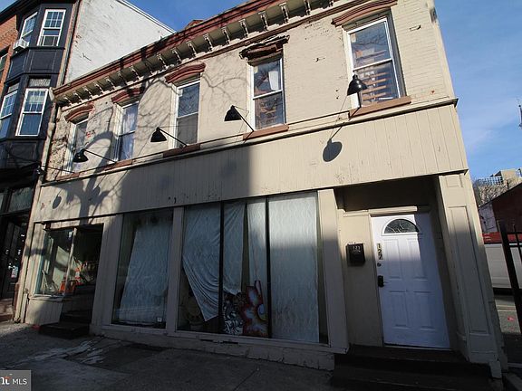5th image of 127 N 5th St