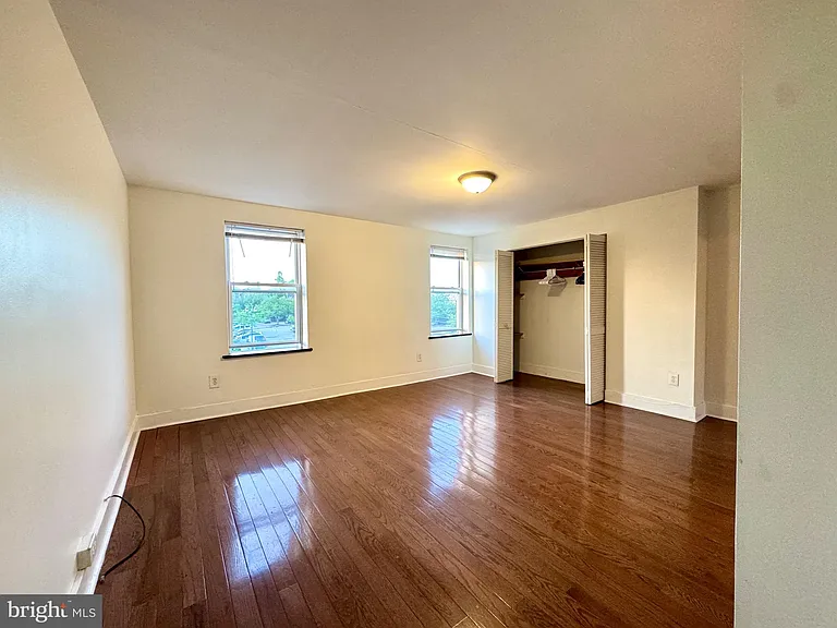 2228 Fairmount Ave #3 — Photo 9