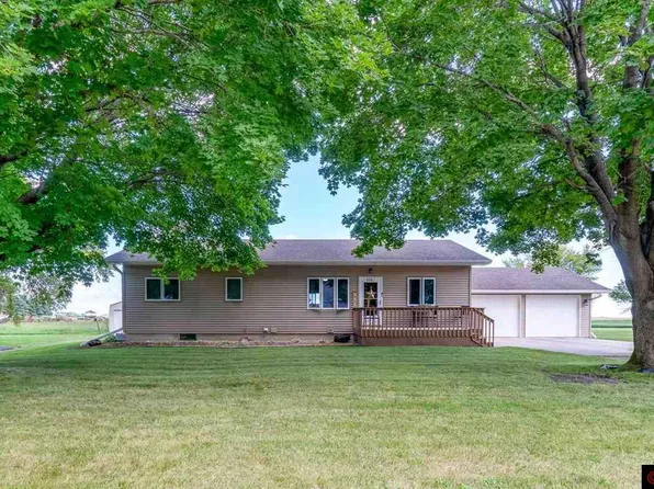 416 Dove St, Minnesota Lake, MN 56068