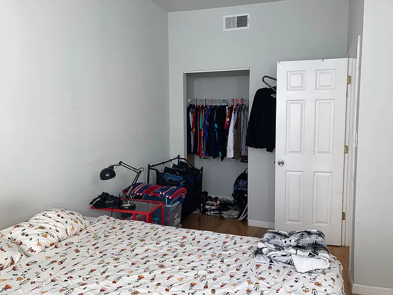 4825 Baltimore Avenue — Photo 8