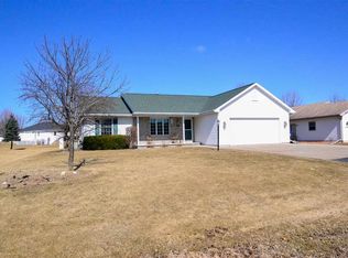 W2314 Block Rd, Appleton, WI 54915