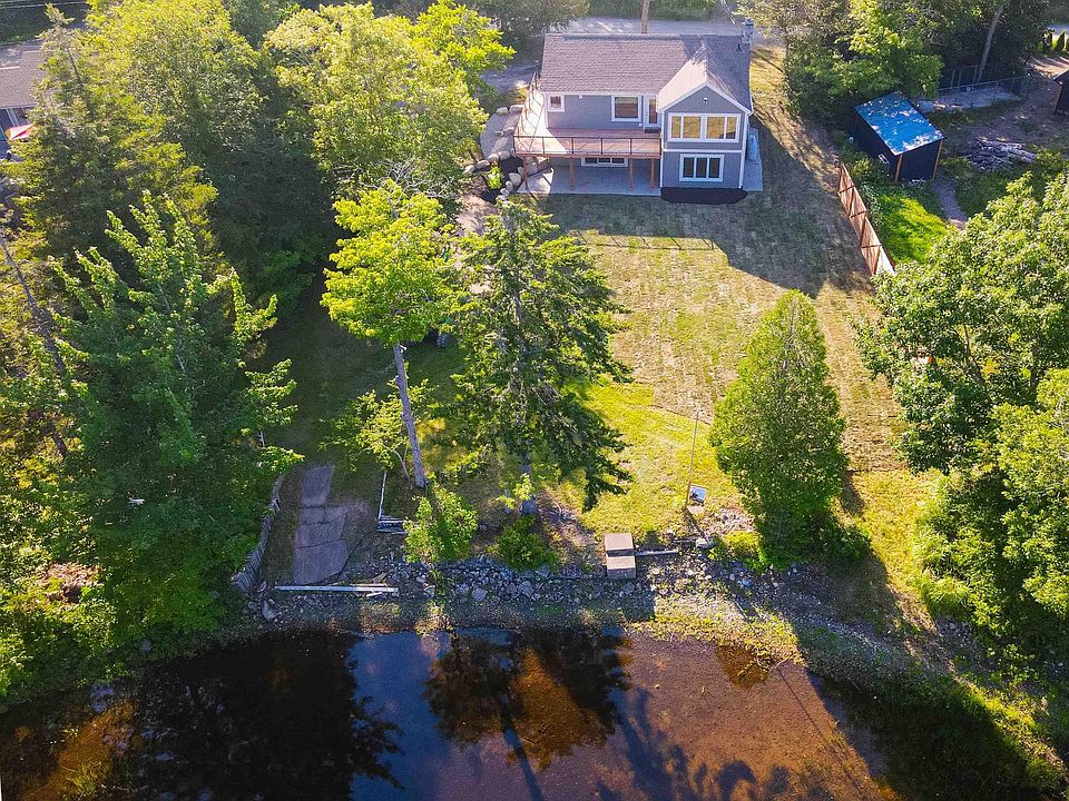 1st image of 200 Douglaswood Dr