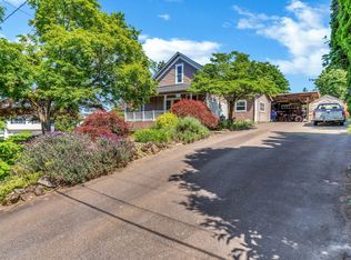 1718 Harrison St, Oregon City, OR 97045