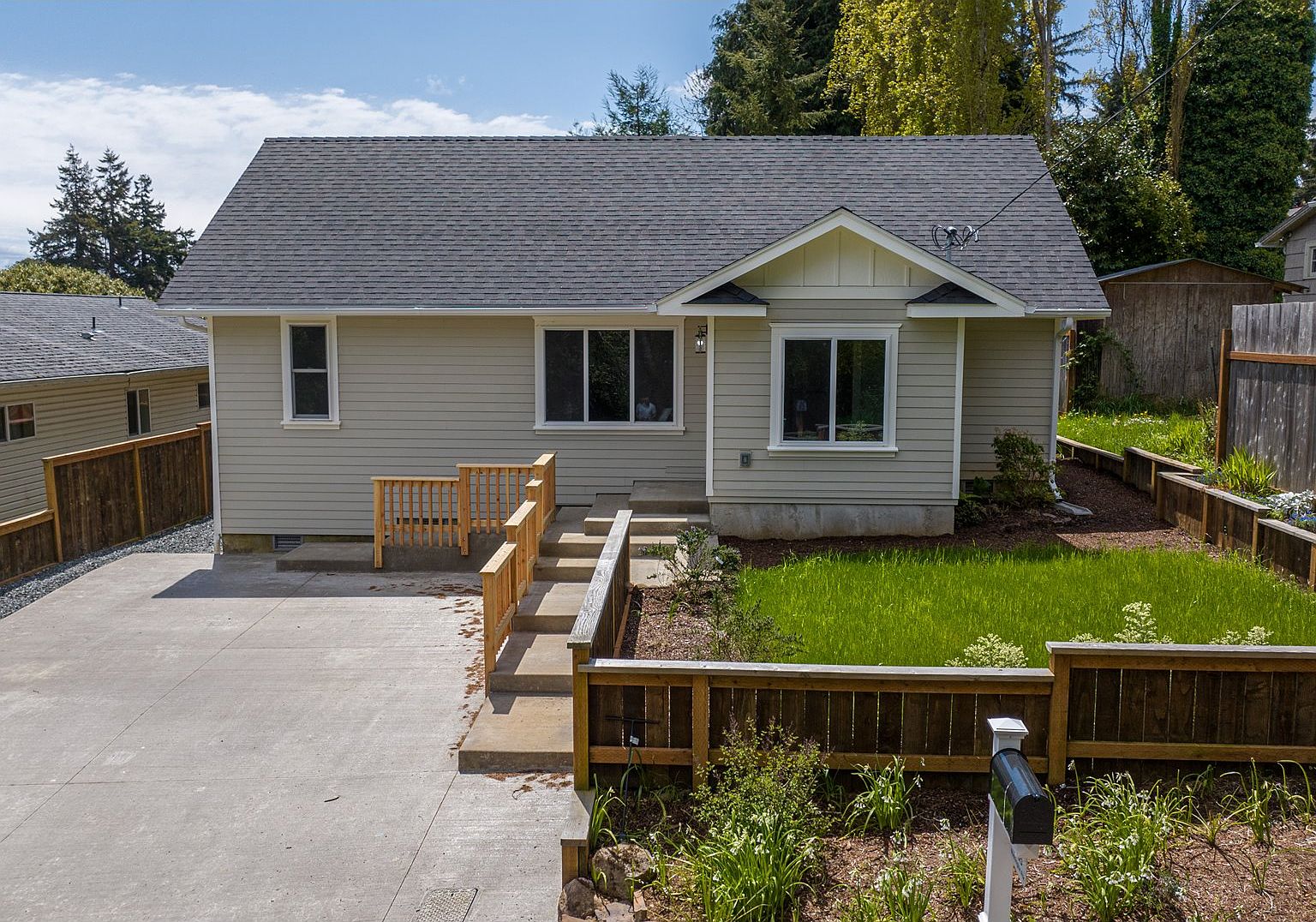 1355 Washington Ave, Coos Bay, OR 97420 Zillow