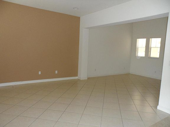 4th image of 555 Pacific Grove Dr Unit 2