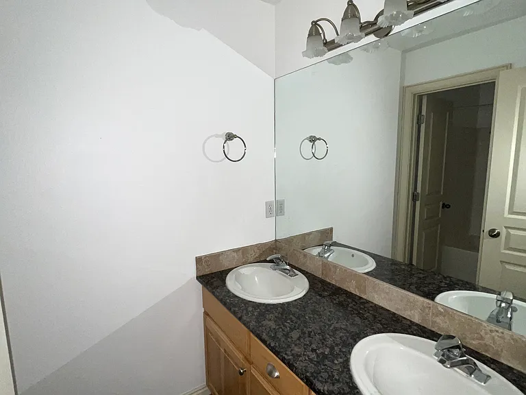6120 N Heathrow Way — Photo 12