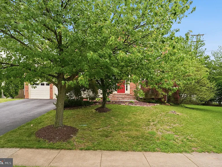 6355 Willowfield Way — Photo 5