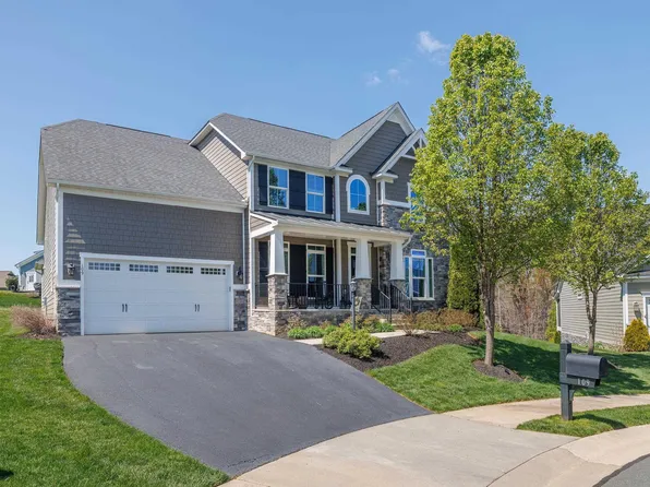 109 Applewood Dr, Zion Crossroads, VA 22942