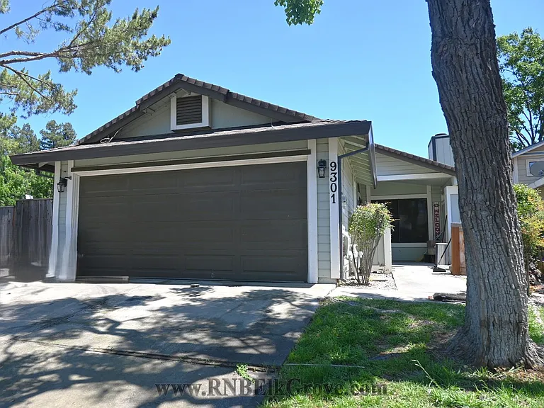 9301 Quintanna Ct — Photo 3