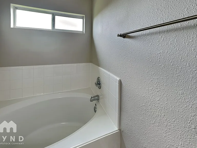 3522 Cypress Landing Ct — Photo 16