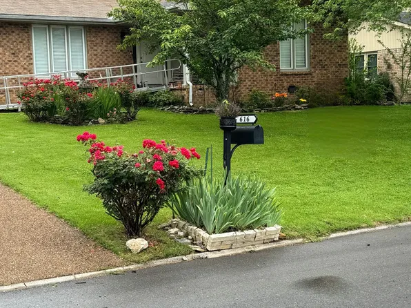 616 Lake Terrace Dr, Nashville, TN 37217