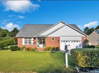 113 Timber Ridge Dr, Raeford, NC 28376