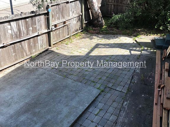 Patio View 2. Great for relaxing & entertaining