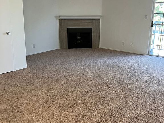 2nd image of 12048 Culver Blvd APT 204