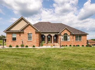 1120 Alexis Ave NE, Corydon, IN 47112