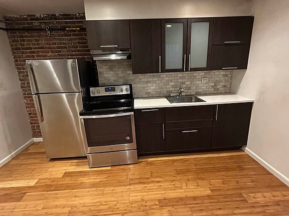 4th image of 247 E Broadway #1R