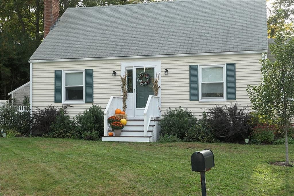 17 Oak St, Foxboro, MA 02035 Zillow