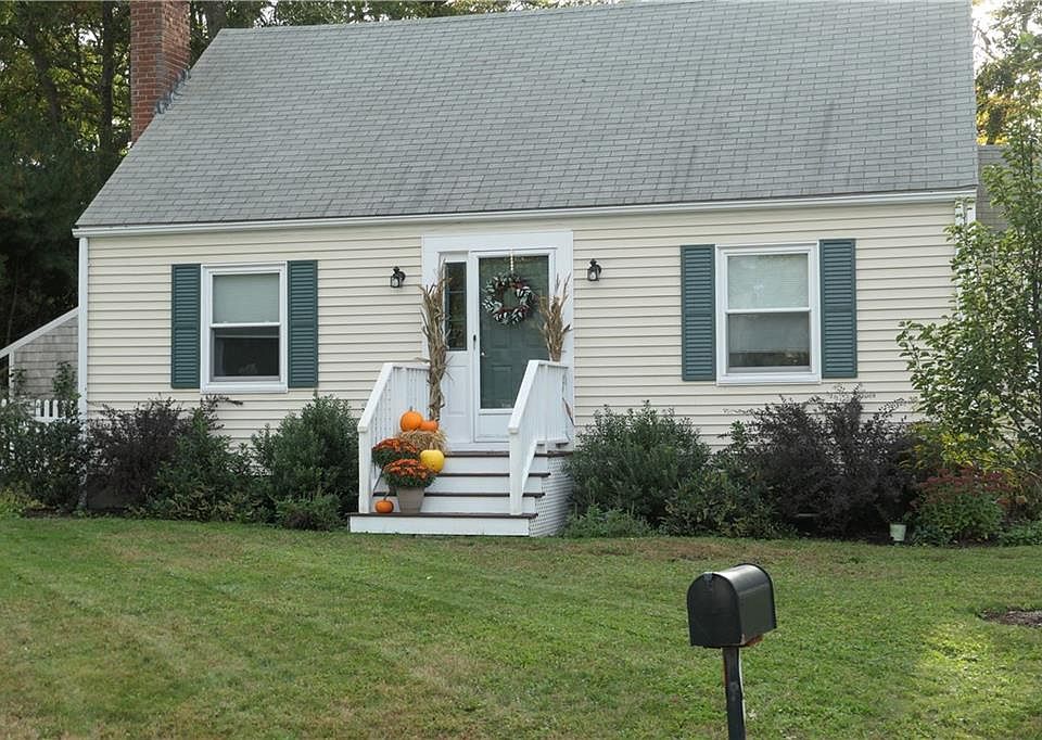 17 Oak St, Foxboro, MA 02035 Zillow