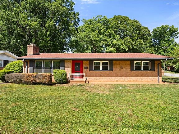 2nd image of 4918 Starmount Dr
