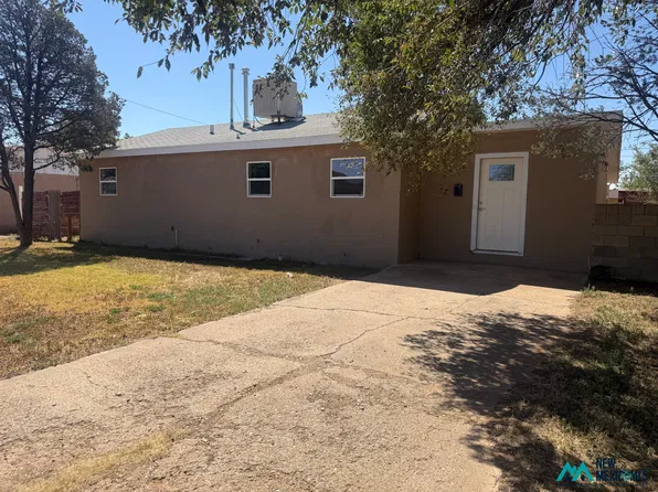 813 W Plz, Clovis, NM 88101