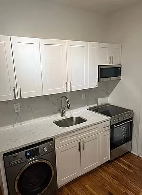 Rented by CVEK Real Estate | media 3