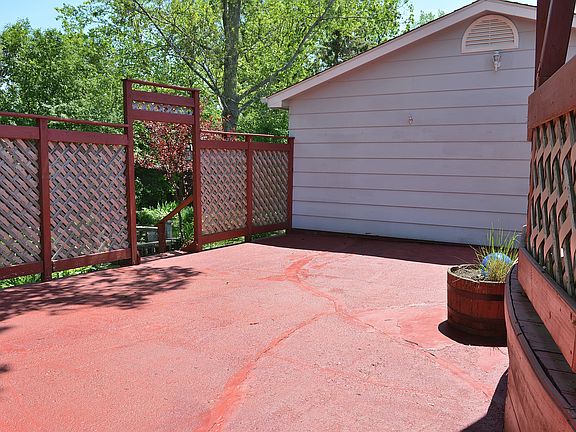 2nd image of 309 Hillandale Dr