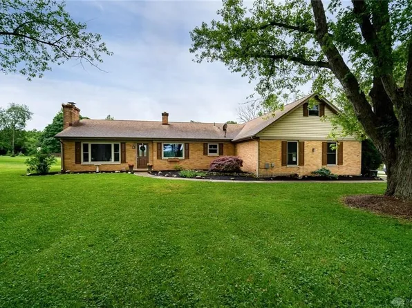 8665 Clyo Rd, Dayton, OH 45458