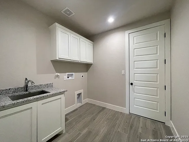 399 Bauer Ln — Photo 24