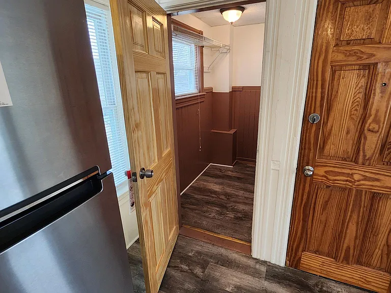 37 Watson St #2 — Photo 5