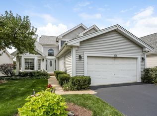 606 Golfers Ln, Bartlett, IL