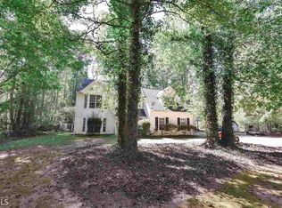 200 Park Timbers Dr, Sharpsburg, GA 30277