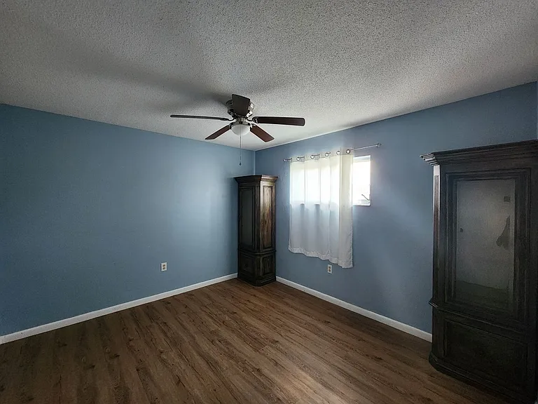 732 Joel Blvd — Photo 6