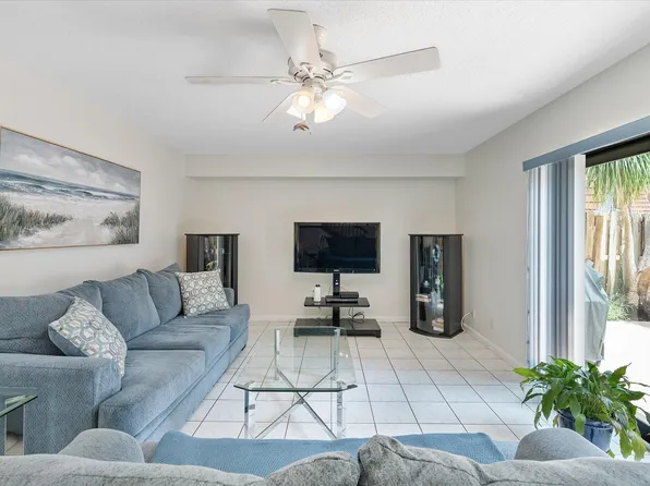 702 NW 98TH Circle, Plantation, FL 33324