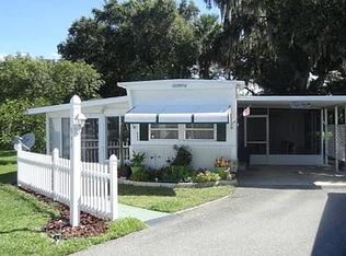 944 Mark Rd, Leesburg, FL 34748