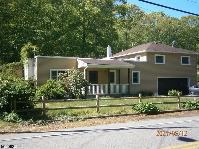 330 Union Ave photo 1