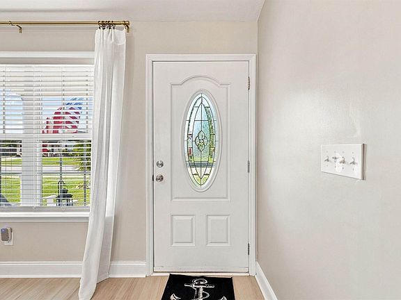 3rd image of 1005 Macala Dr