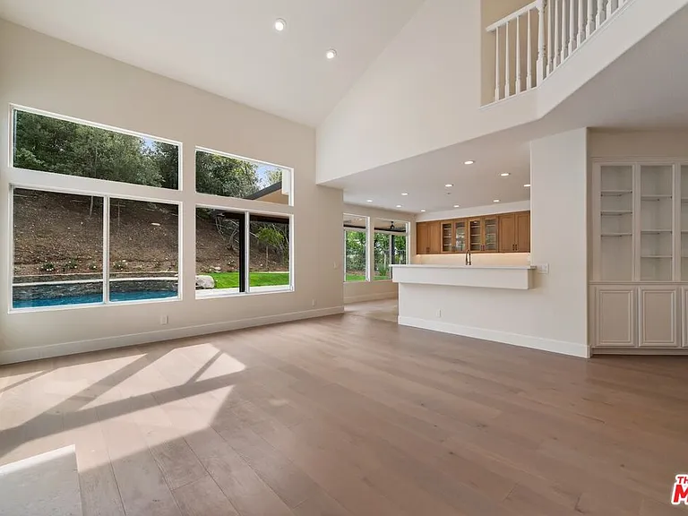 18500 Saint Moritz Dr — Photo 22