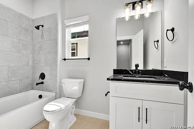 521 Dakota St #102 — Photo 13