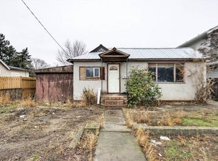 439 Campbell Ave, Kamloops, BC V2B3R8