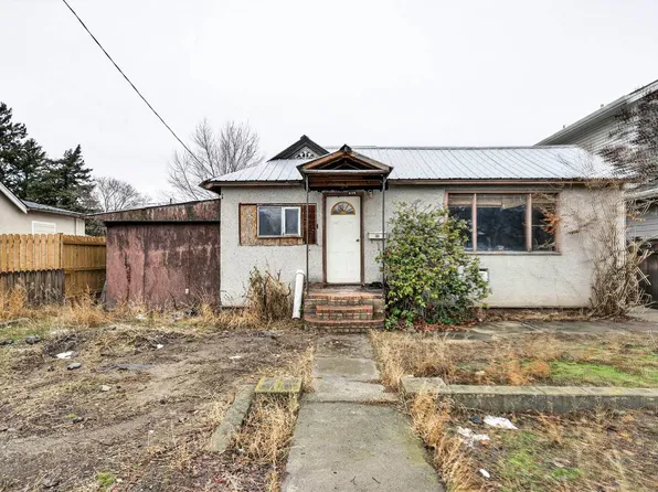 439 Campbell Ave, Kamloops, BC V2B 3R8