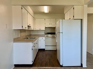 2275 NE Division St APT 7, Gresham, OR 97030