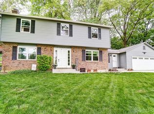 950 Oakcreek Dr, Dayton, OH 45429