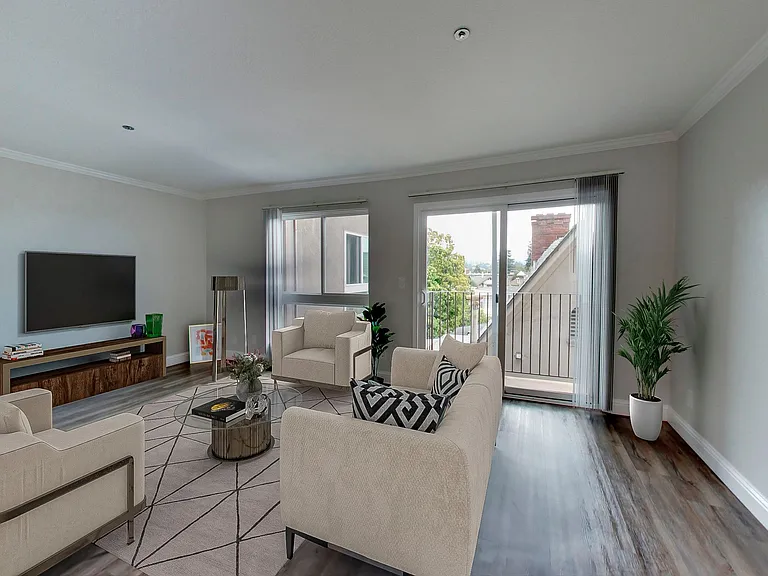 378 Van Buren - Renovated 2bed and 1bed units - Beautiful Building! — Photo 2